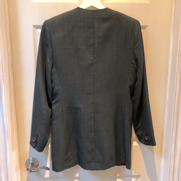 ✨3/$40✨ Beechers Brook Blazer - Picture 2 of 4
